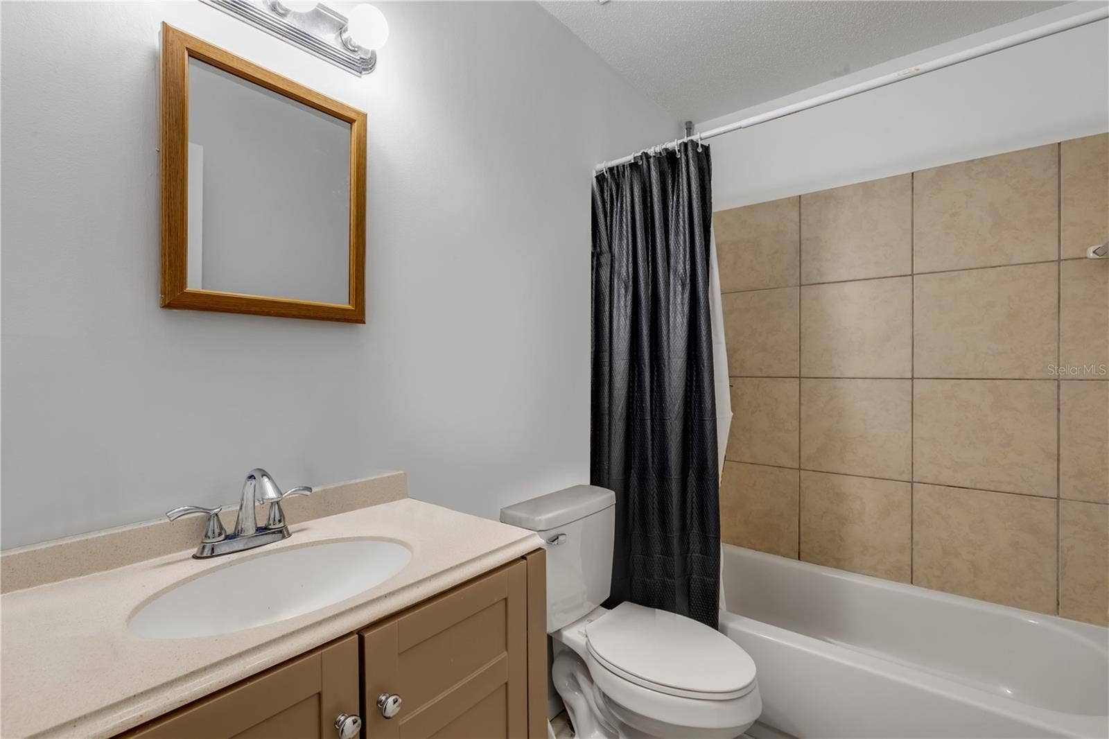 1205 16TH STREET, Edgewater, FL 32132 1205 16TH STREET, Edgewater, FL 32132