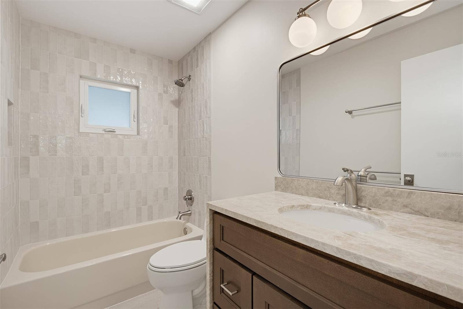 646 YUPON AVENUE, New Smyrna Beach, FL 32169 646 YUPON AVENUE, New Smyrna Beach, FL 32169