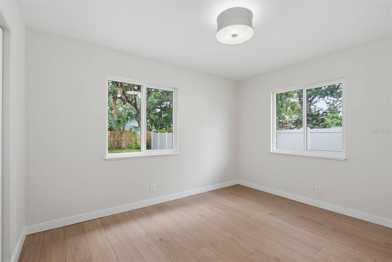 646 YUPON AVENUE, New Smyrna Beach, FL 32169 646 YUPON AVENUE, New Smyrna Beach, FL 32169