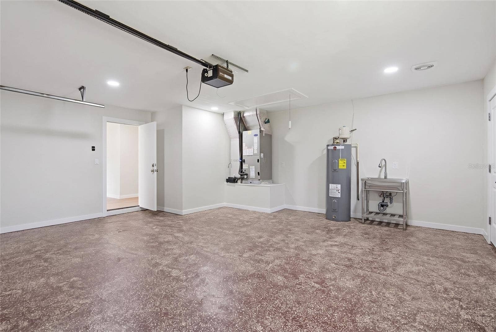 646 YUPON AVENUE, New Smyrna Beach, FL 32169 646 YUPON AVENUE, New Smyrna Beach, FL 32169