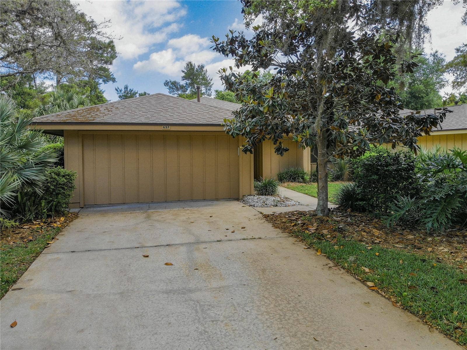 697 SAINT ANDREWS CIRCLE, New Smyrna Beach, FL 32168 697 SAINT ANDREWS CIRCLE, New Smyrna Beach, FL 32168