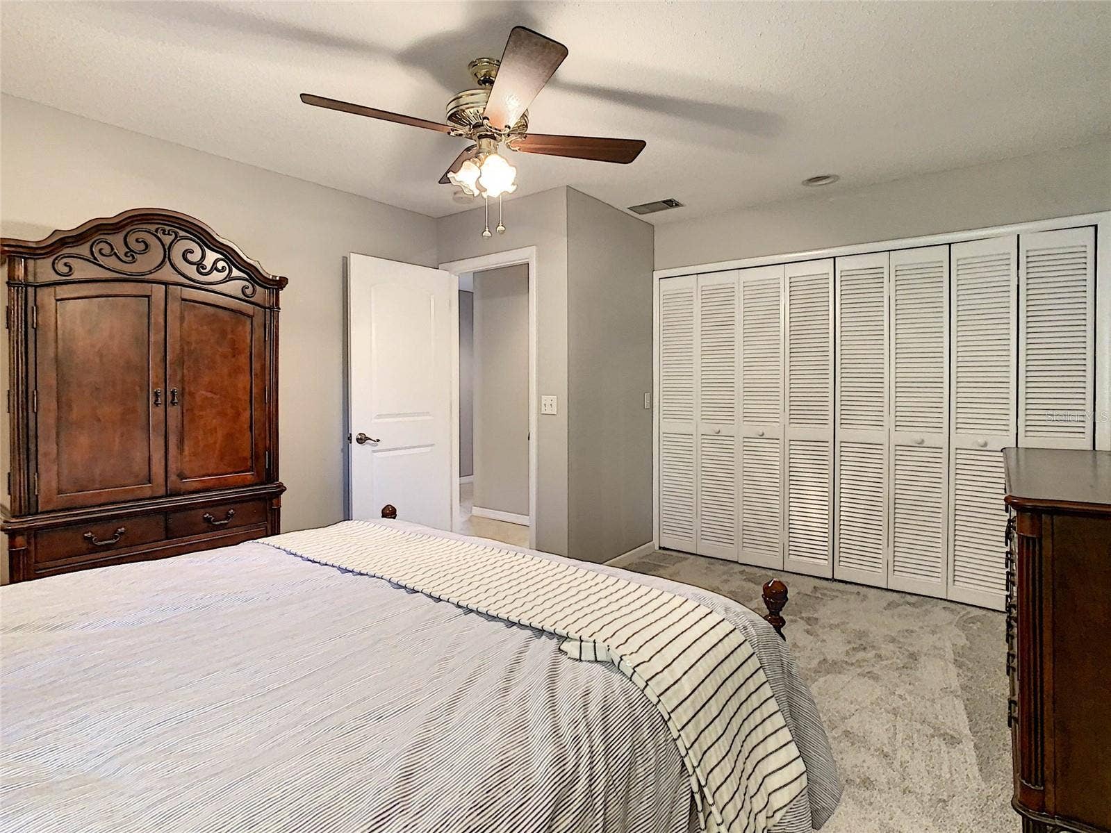 697 SAINT ANDREWS CIRCLE, New Smyrna Beach, FL 32168 697 SAINT ANDREWS CIRCLE, New Smyrna Beach, FL 32168