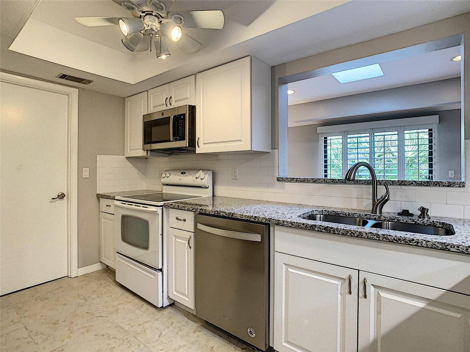 697 SAINT ANDREWS CIRCLE, New Smyrna Beach, FL 32168 697 SAINT ANDREWS CIRCLE, New Smyrna Beach, FL 32168