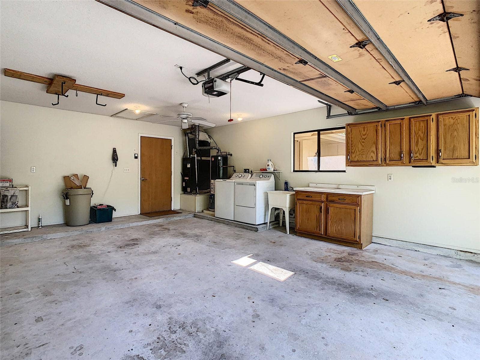697 SAINT ANDREWS CIRCLE, New Smyrna Beach, FL 32168 697 SAINT ANDREWS CIRCLE, New Smyrna Beach, FL 32168