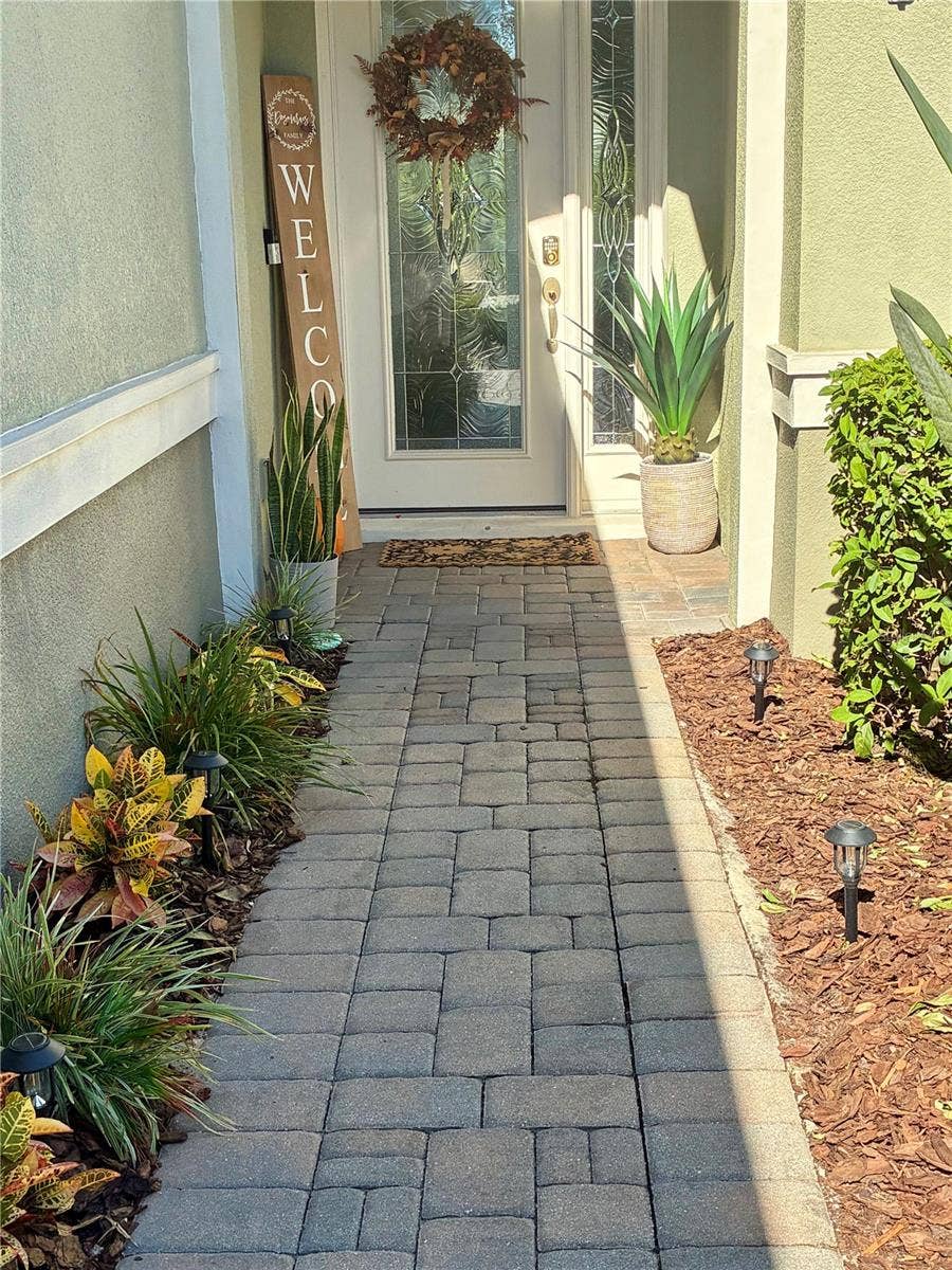 1401 PALISADES LANE, Deland, FL 32724 1401 PALISADES LANE, Deland, FL 32724