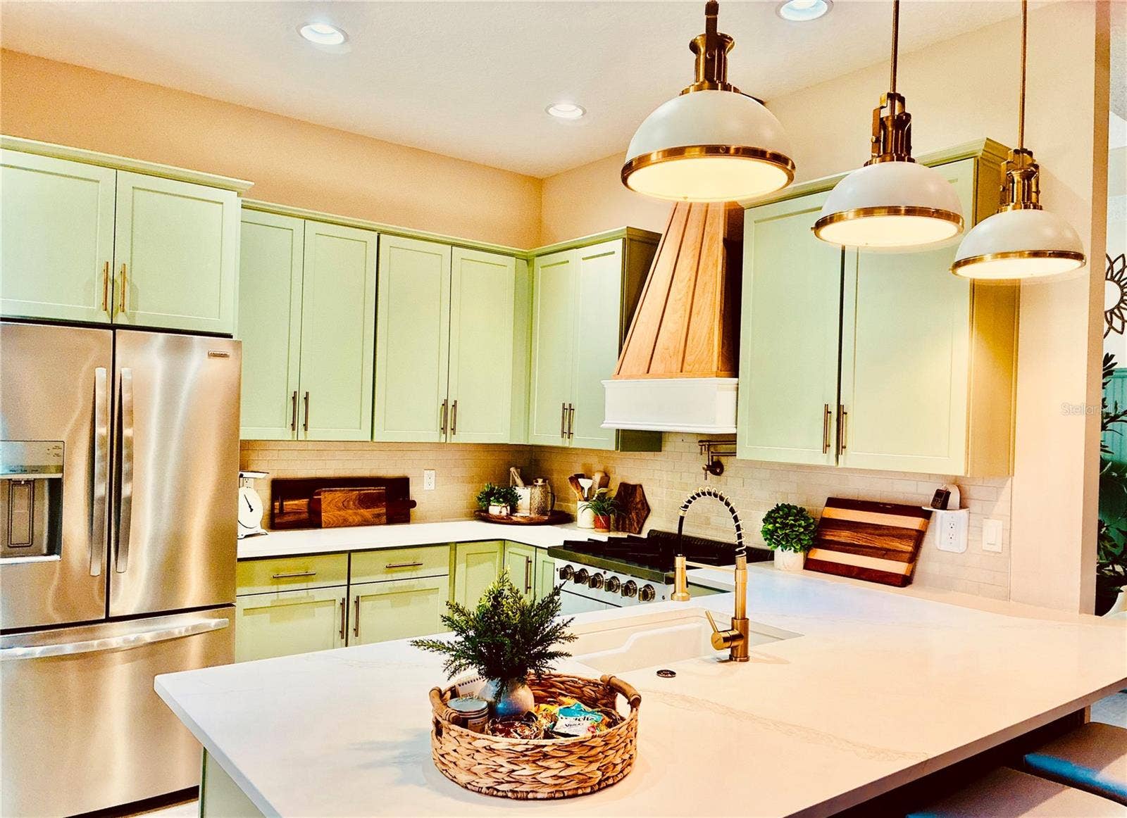 1401 PALISADES LANE, Deland, FL 32724 1401 PALISADES LANE, Deland, FL 32724