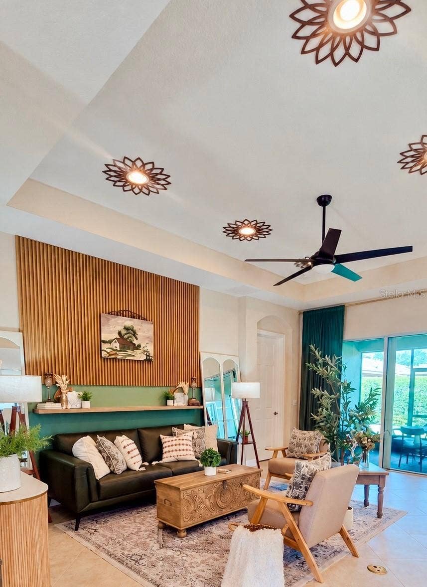 1401 PALISADES LANE, Deland, FL 32724 1401 PALISADES LANE, Deland, FL 32724