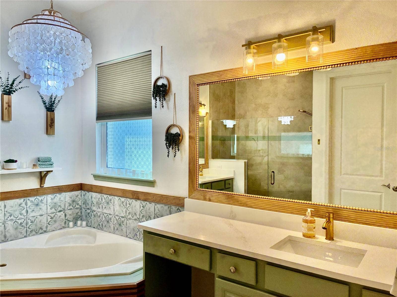 1401 PALISADES LANE, Deland, FL 32724 1401 PALISADES LANE, Deland, FL 32724