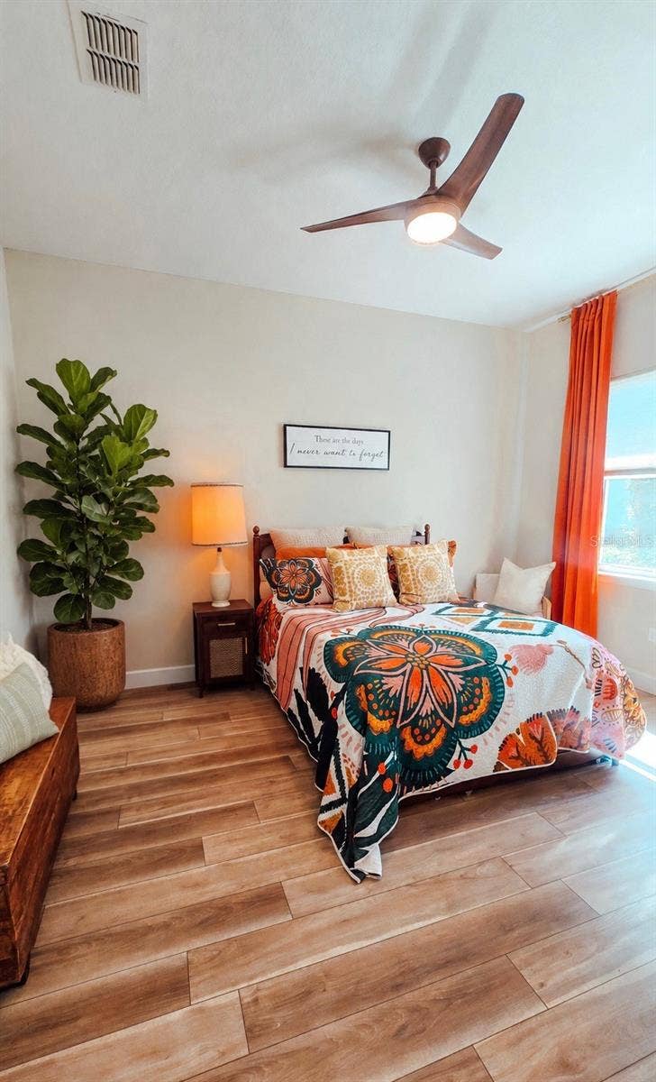 1401 PALISADES LANE, Deland, FL 32724 1401 PALISADES LANE, Deland, FL 32724