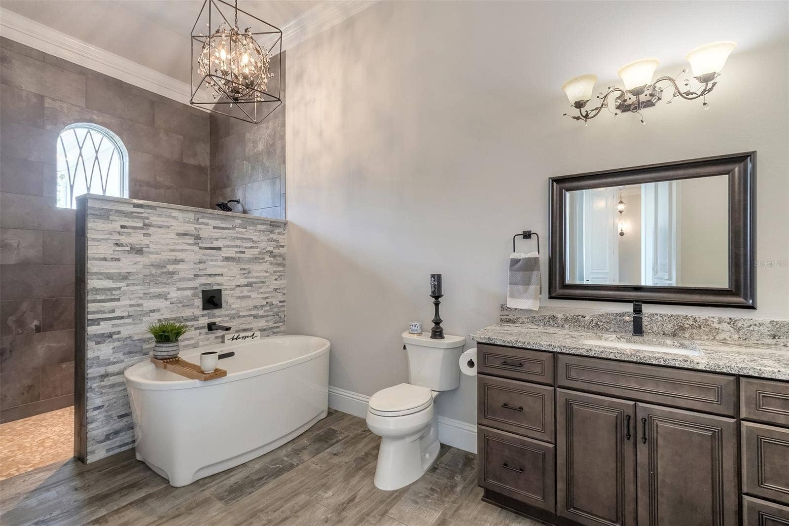 2817 PARADISO COURT, New Smyrna Beach, FL 32168 2817 PARADISO COURT, New Smyrna Beach, FL 32168