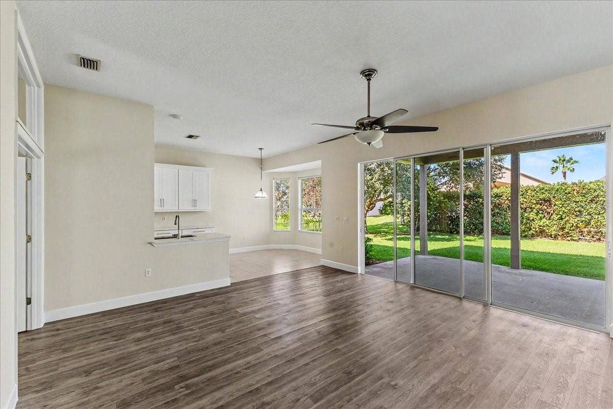 1765 CREEKWATER BOULEVARD, Port Orange, FL 32128 1765 CREEKWATER BOULEVARD, Port Orange, FL 32128