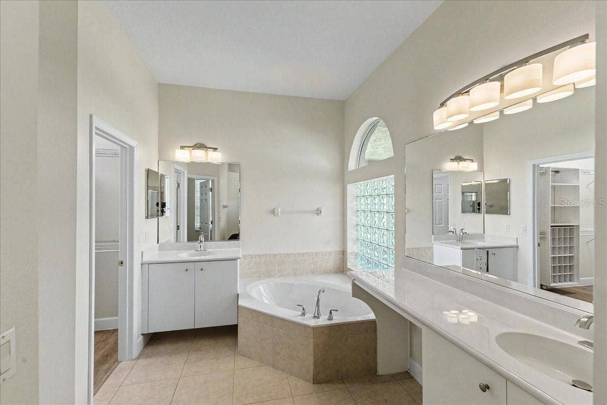 1765 CREEKWATER BOULEVARD, Port Orange, FL 32128 1765 CREEKWATER BOULEVARD, Port Orange, FL 32128