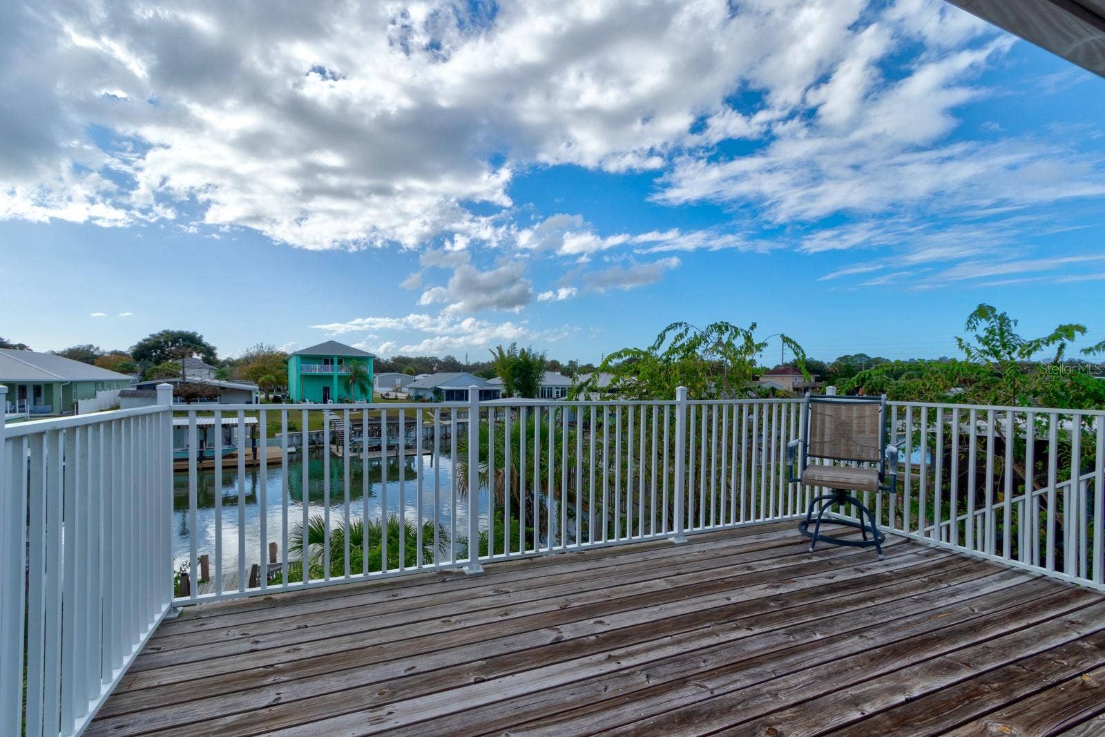 127 E ARIEL ROAD, Oak Hill, FL 32759