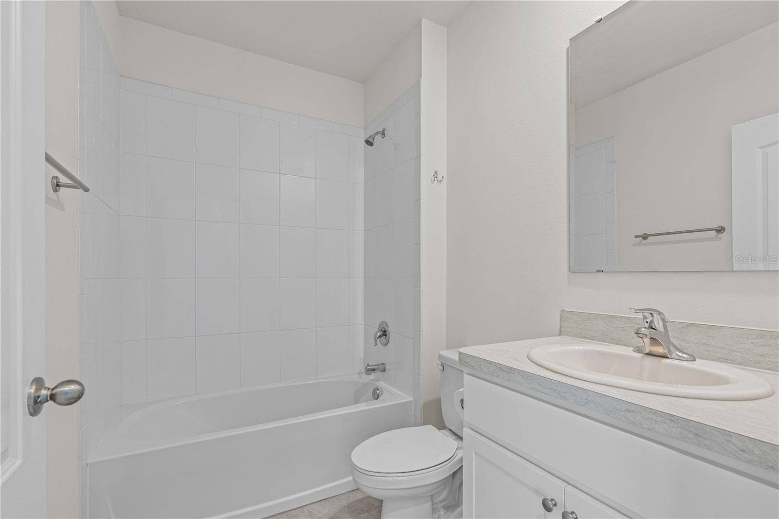 3242 CARPENTARIA DRIVE, New Smyrna Beach, FL 32168 3242 CARPENTARIA DRIVE, New Smyrna Beach, FL 32168