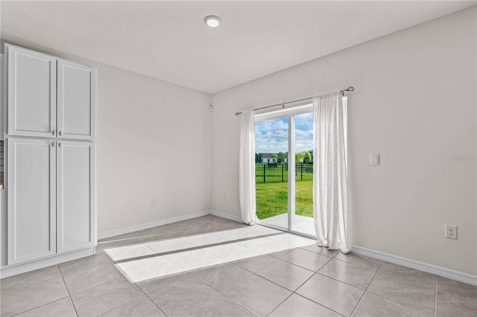 3242 CARPENTARIA DRIVE, New Smyrna Beach, FL 32168 3242 CARPENTARIA DRIVE, New Smyrna Beach, FL 32168