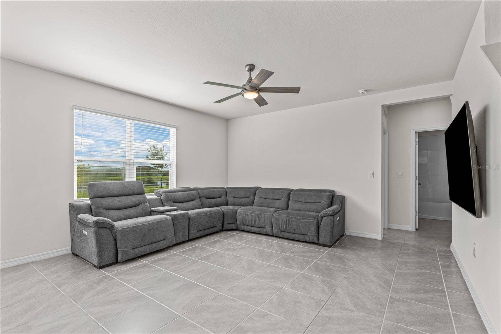 3242 CARPENTARIA DRIVE, New Smyrna Beach, FL 32168 3242 CARPENTARIA DRIVE, New Smyrna Beach, FL 32168