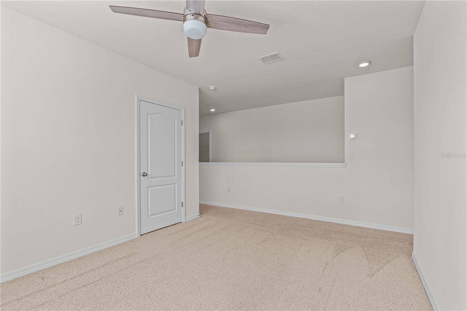 3242 CARPENTARIA DRIVE, New Smyrna Beach, FL 32168 3242 CARPENTARIA DRIVE, New Smyrna Beach, FL 32168