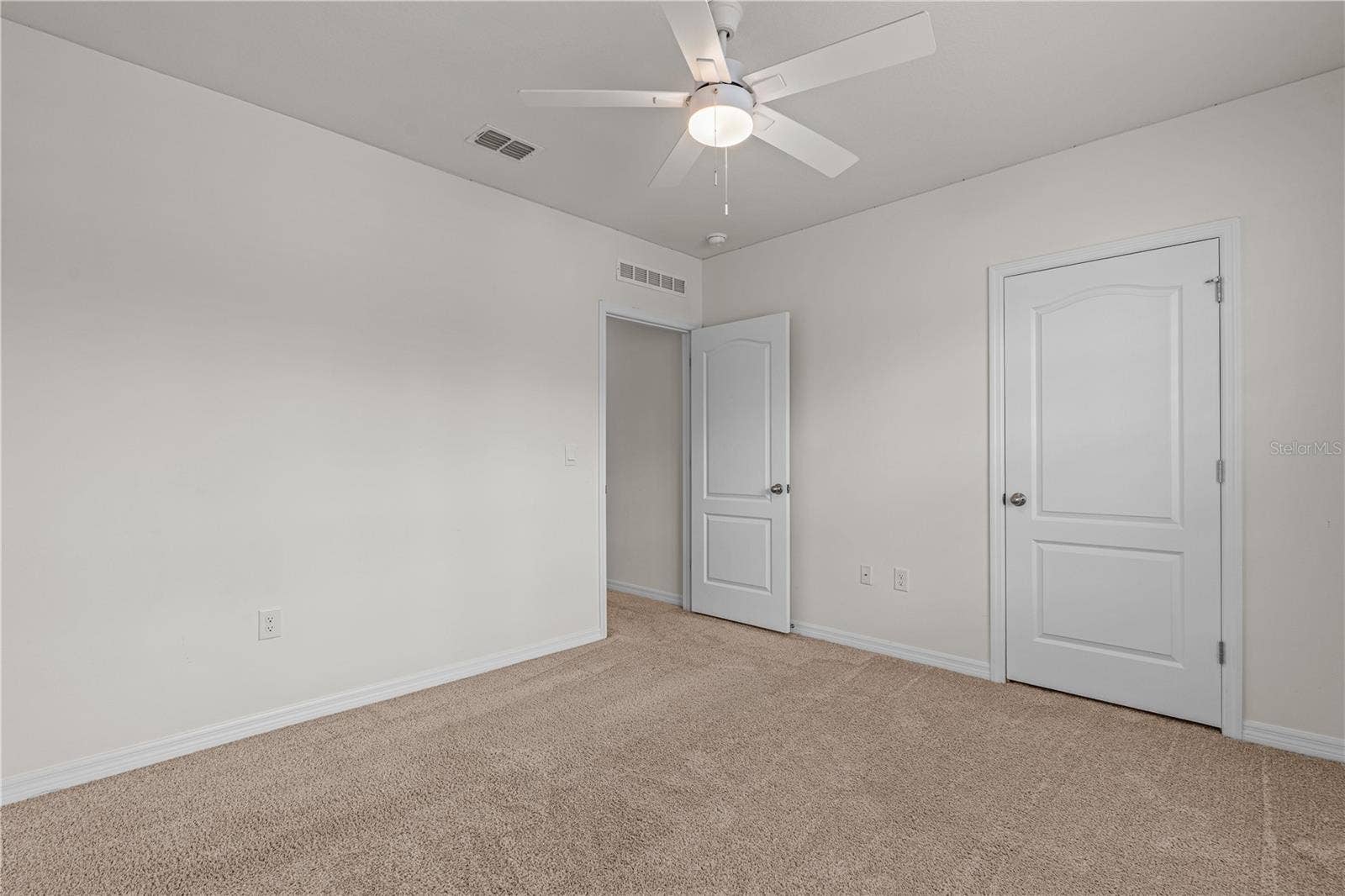 3242 CARPENTARIA DRIVE, New Smyrna Beach, FL 32168 3242 CARPENTARIA DRIVE, New Smyrna Beach, FL 32168
