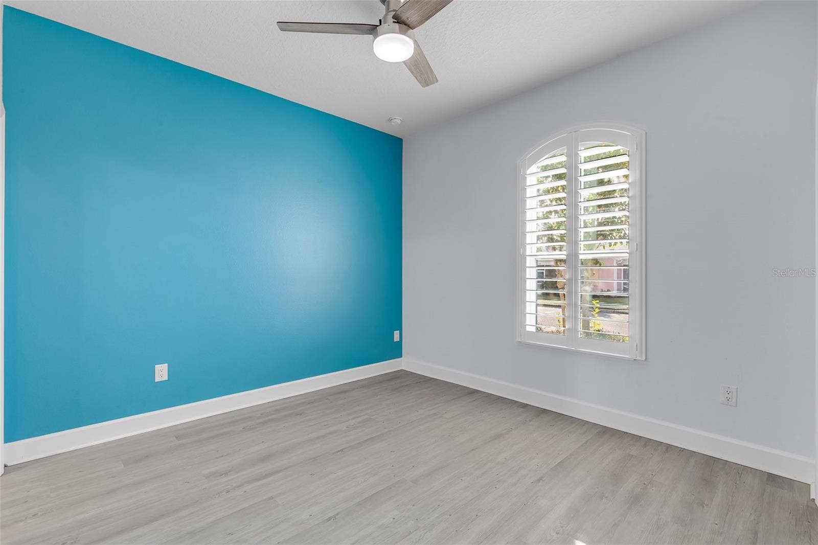 328 CHEESEBURGER DRIVE, Daytona Beach, FL 32124 328 CHEESEBURGER DRIVE, Daytona Beach, FL 32124