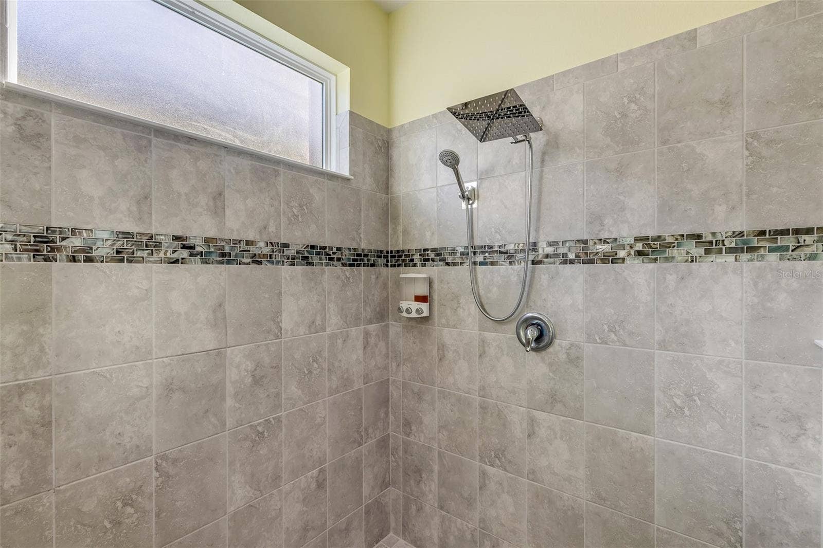 328 CHEESEBURGER DRIVE, Daytona Beach, FL 32124 328 CHEESEBURGER DRIVE, Daytona Beach, FL 32124