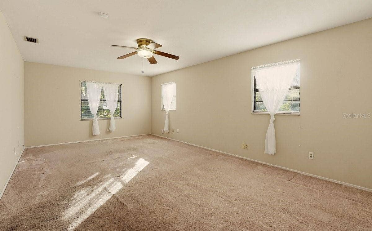 2226 VISTA PALM DRIVE, Edgewater, FL 32141 2226 VISTA PALM DRIVE, Edgewater, FL 32141