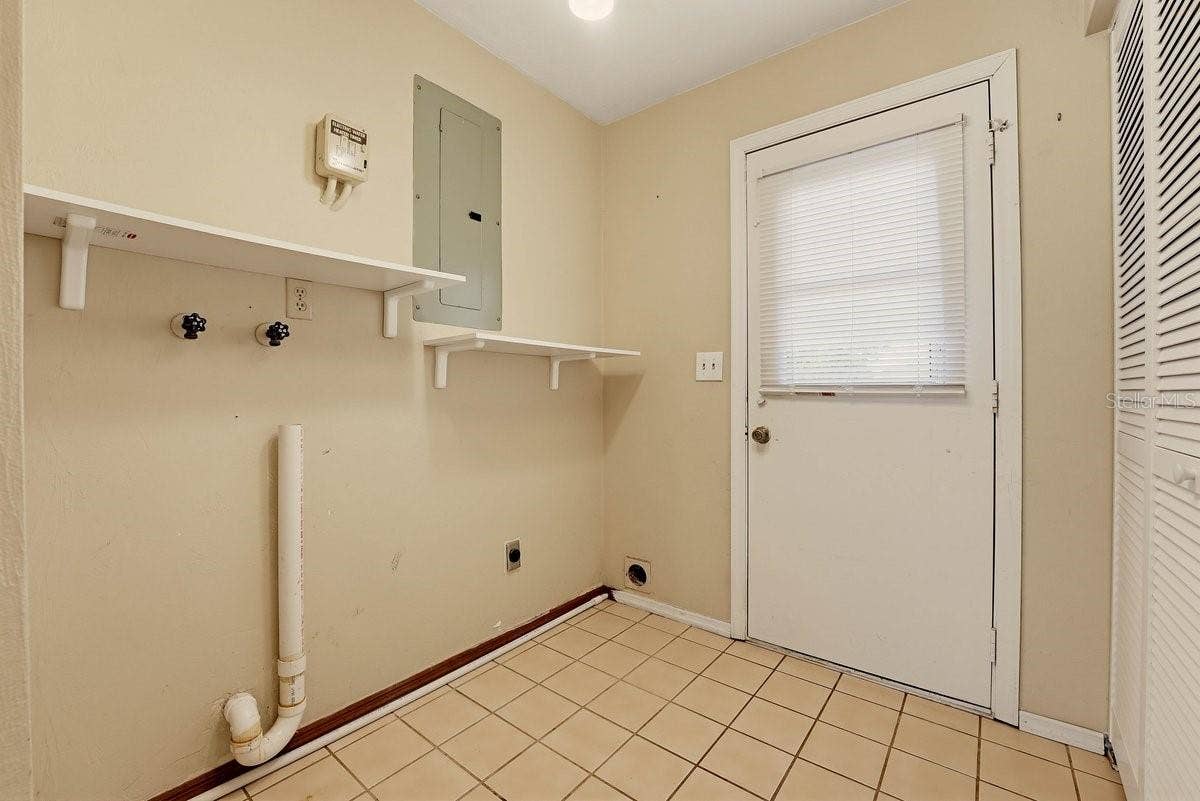 2226 VISTA PALM DRIVE, Edgewater, FL 32141 2226 VISTA PALM DRIVE, Edgewater, FL 32141