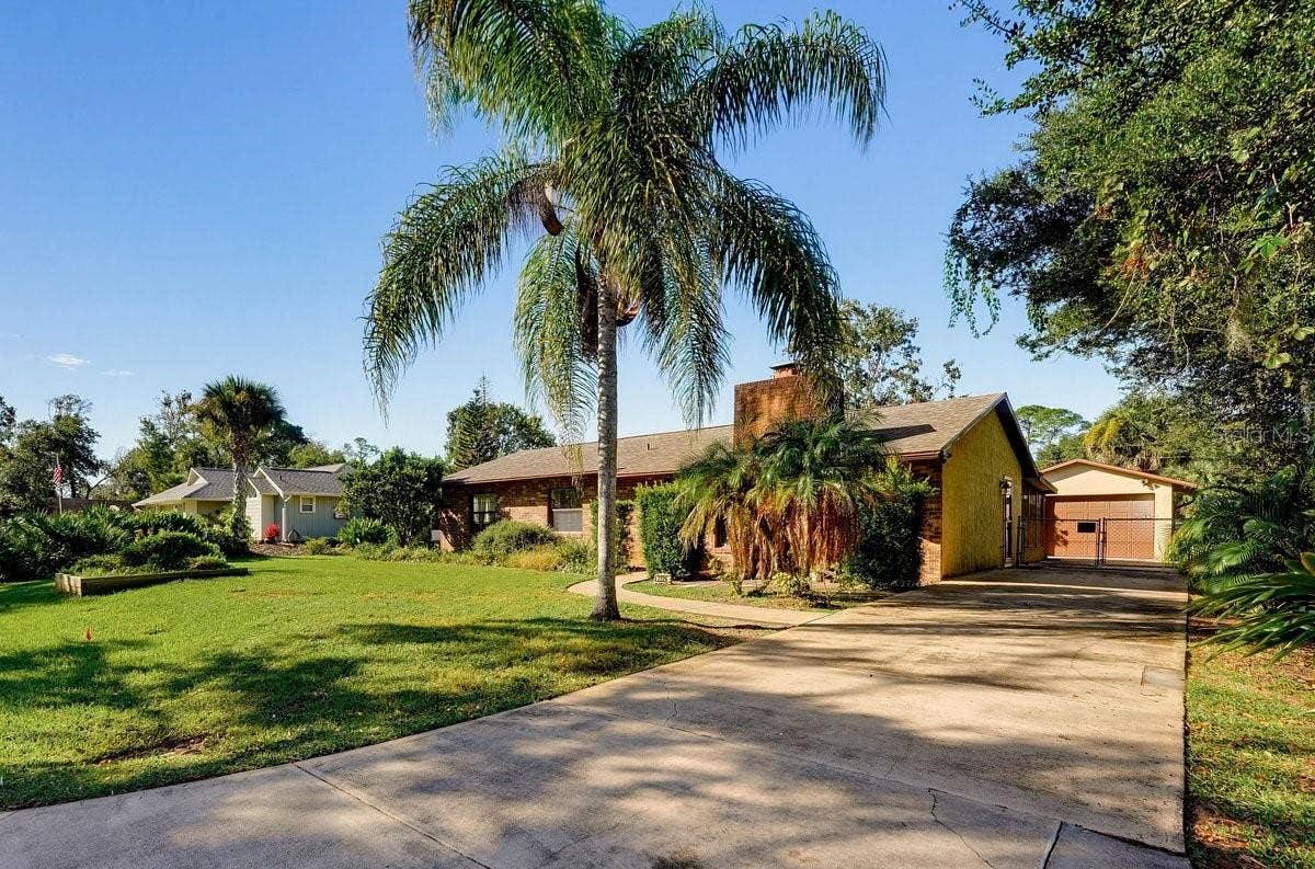 2226 VISTA PALM DRIVE, Edgewater, FL 32141 2226 VISTA PALM DRIVE, Edgewater, FL 32141