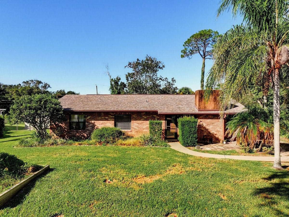 2226 VISTA PALM DRIVE, Edgewater, FL 32141 2226 VISTA PALM DRIVE, Edgewater, FL 32141