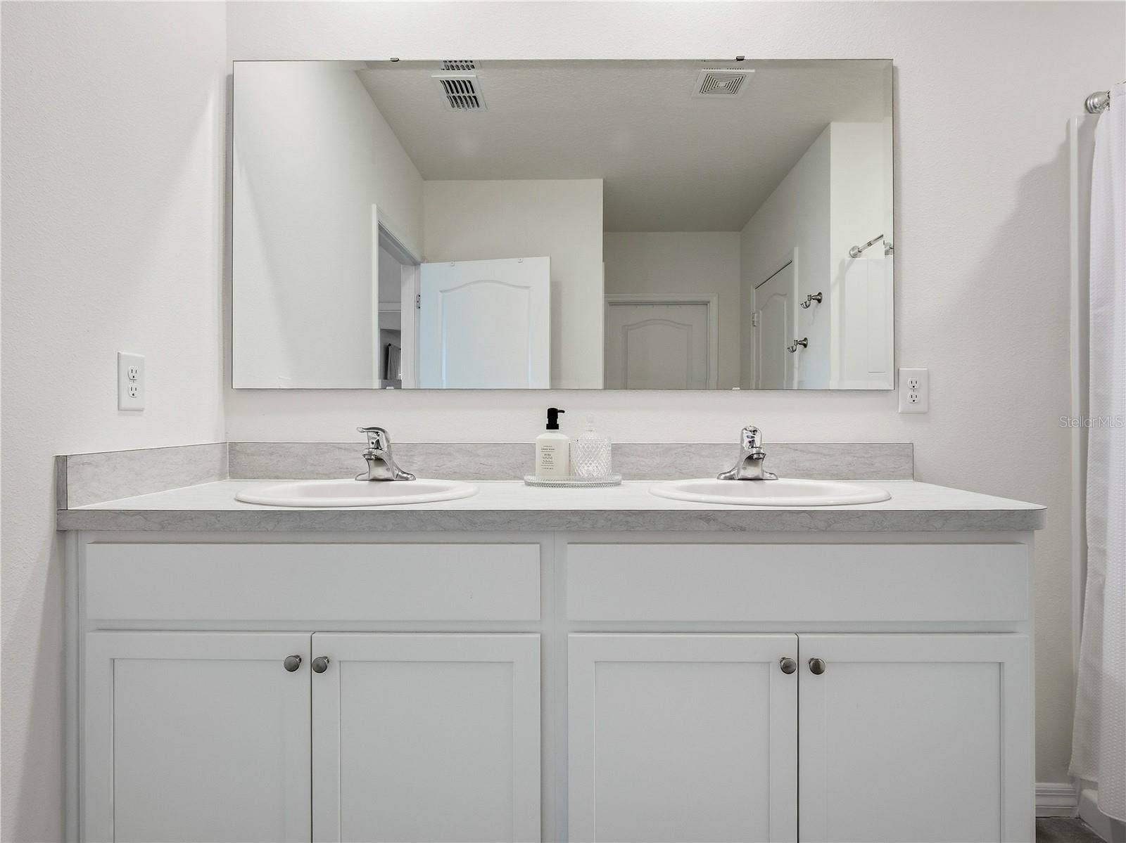2697 NEVERLAND DRIVE, New Smyrna Beach, FL 32168