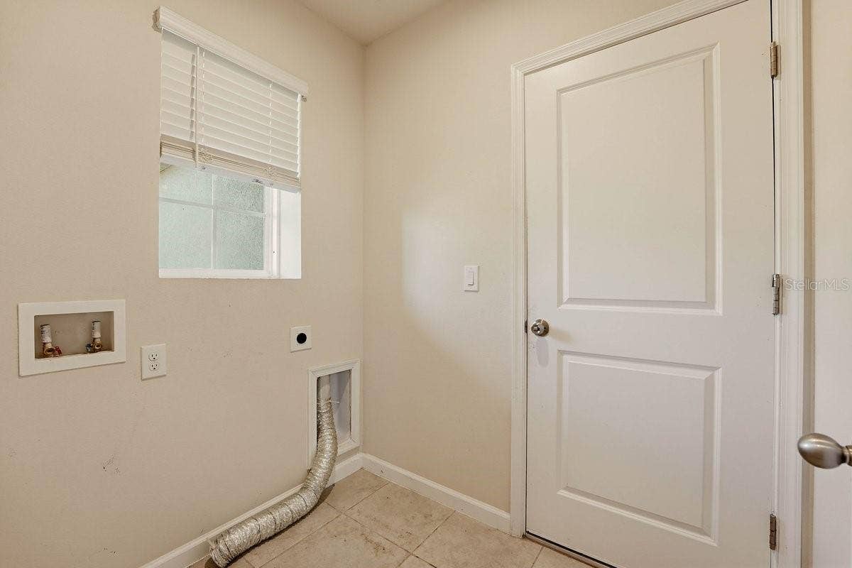 5142 GRAND TETON COURT, Deland, FL 32724 5142 GRAND TETON COURT, Deland, FL 32724