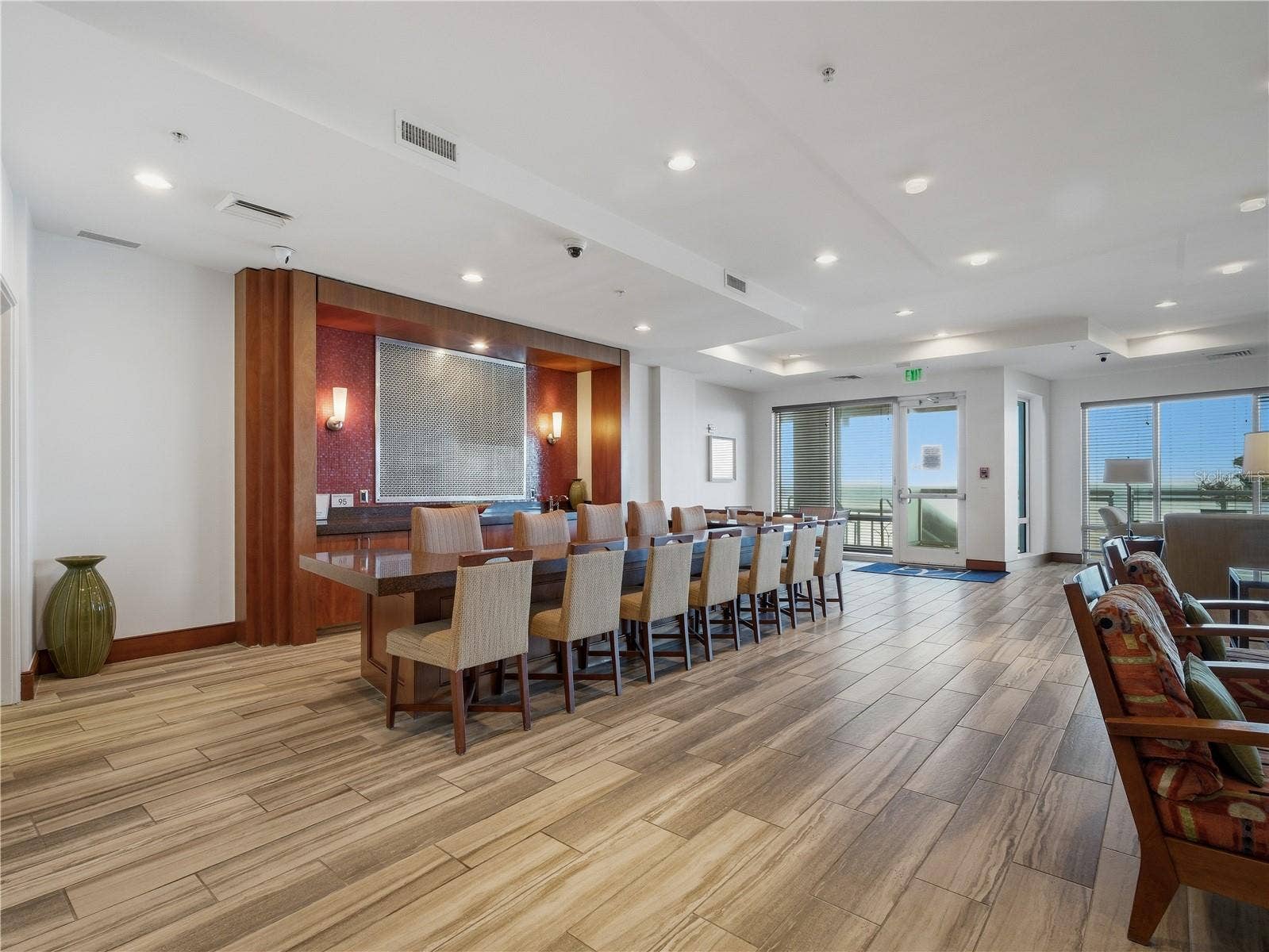 1925 S ATLANTIC AVENUE, #401, Daytona Beach Shores, FL 32118 RESIDENT LOUNGE