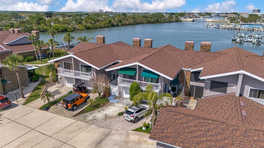 Property photo for 121 LAGOON COURT, New Smyrna Beach, FL
