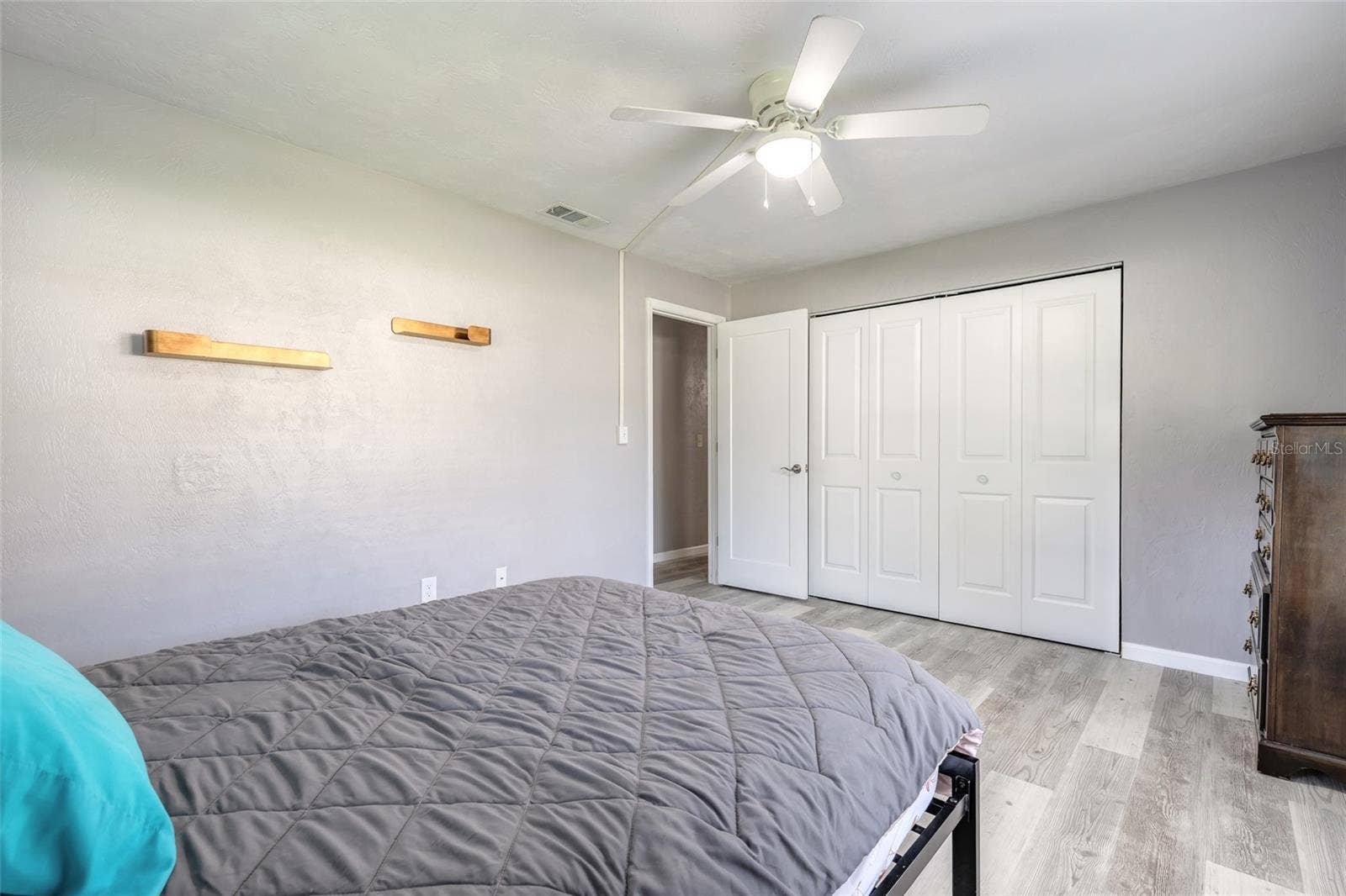 490 WOODSTOCK DRIVE, Port Orange, FL 32127 490 WOODSTOCK DRIVE, Port Orange, FL 32127
