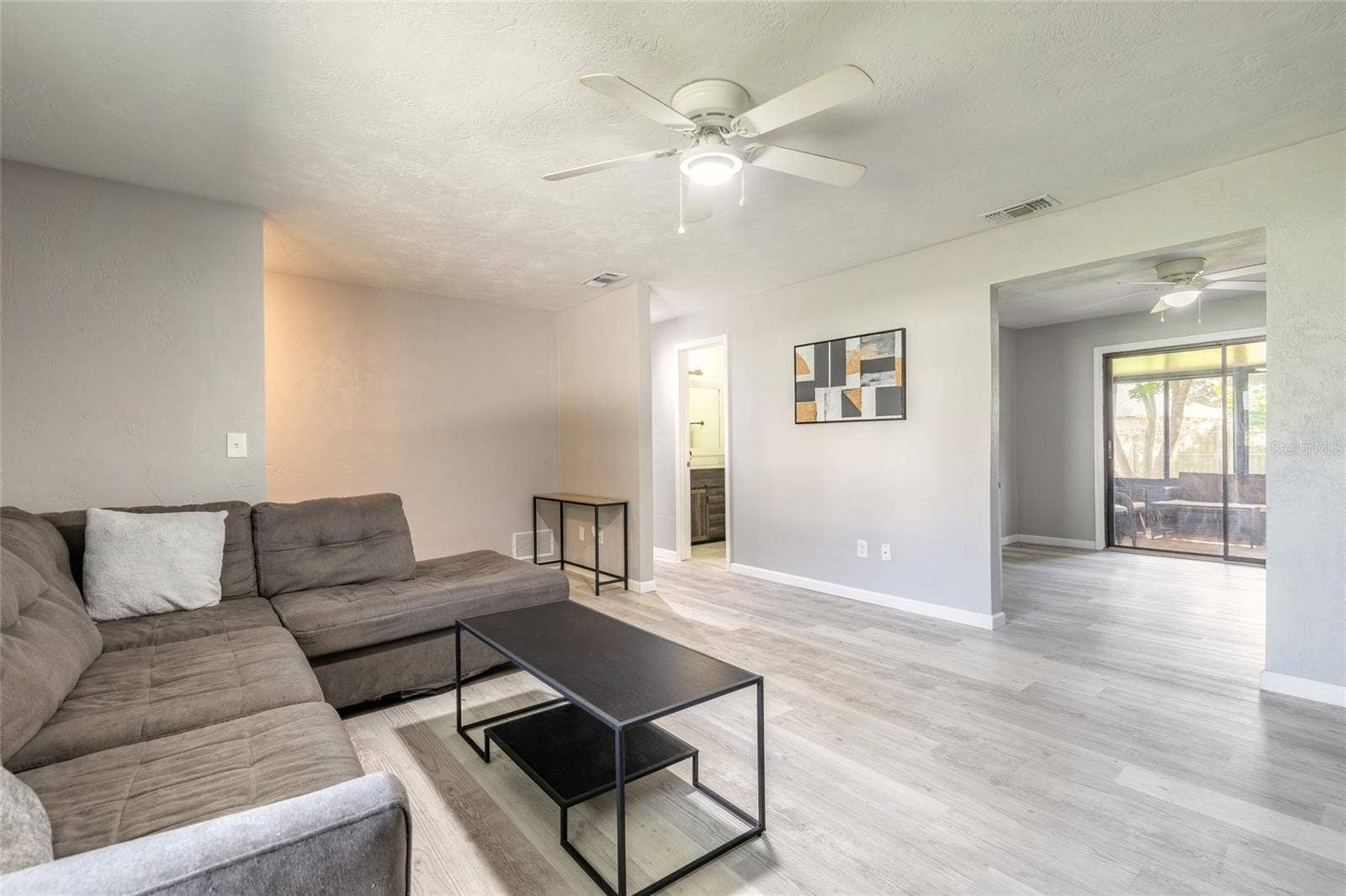 490 WOODSTOCK DRIVE, Port Orange, FL 32127 490 WOODSTOCK DRIVE, Port Orange, FL 32127