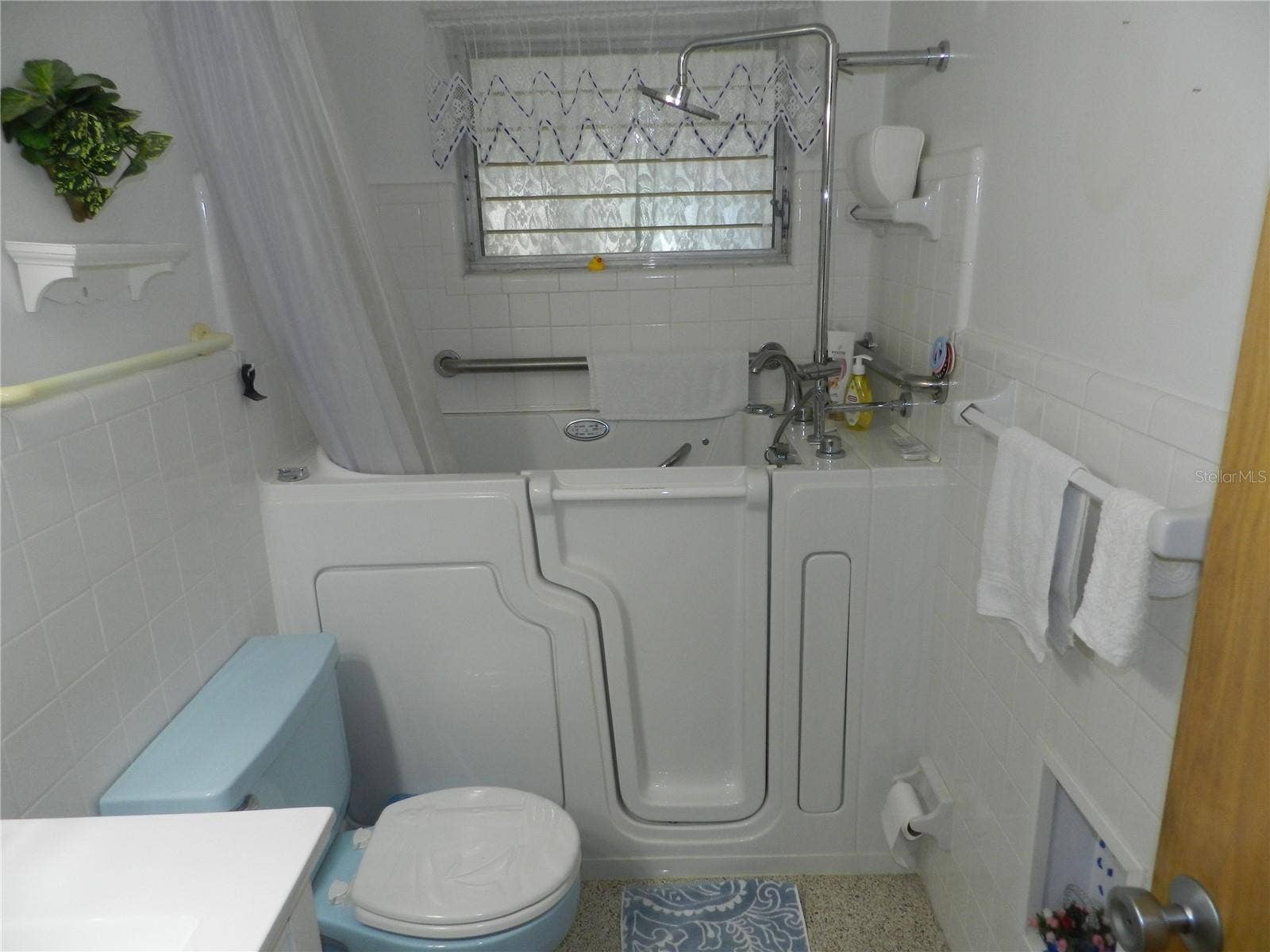 816 E 10TH AVENUE, New Smyrna Beach, FL 32169