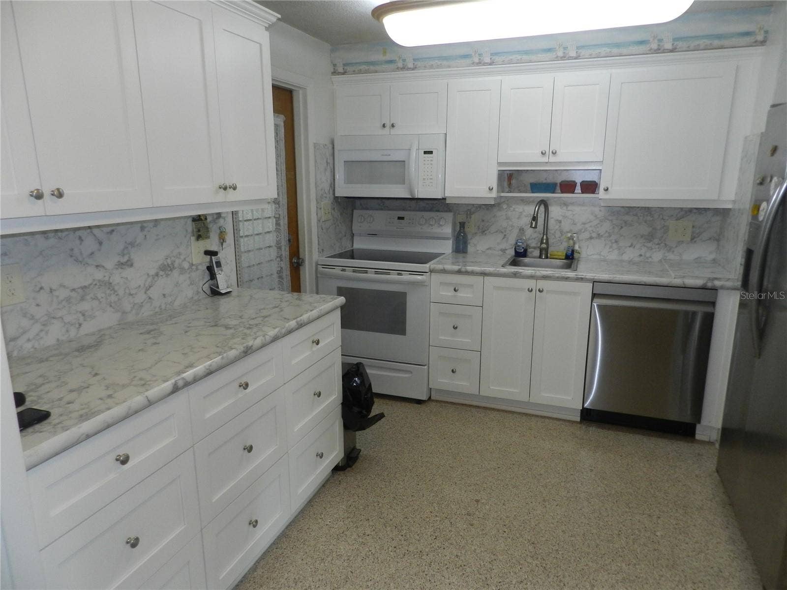 816 E 10TH AVENUE, New Smyrna Beach, FL 32169