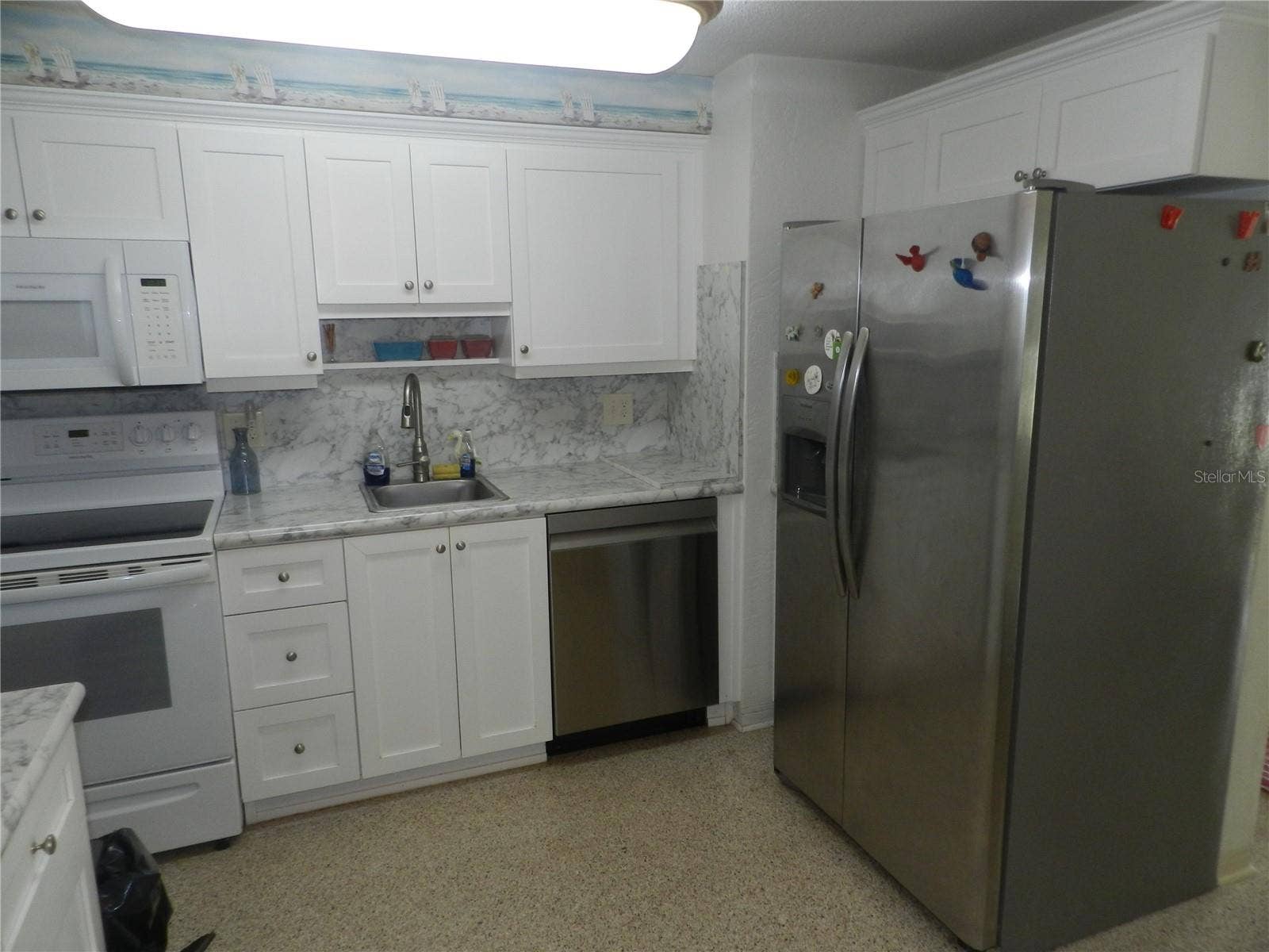 816 E 10TH AVENUE, New Smyrna Beach, FL 32169