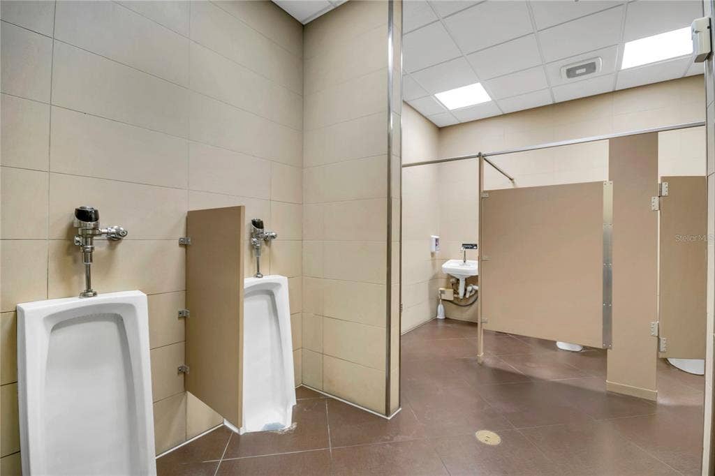 5600 BUTLER NATIONAL DRIVE, Orlando, FL 32812 5600 BUTLER NATIONAL DRIVE, Orlando, FL 32812