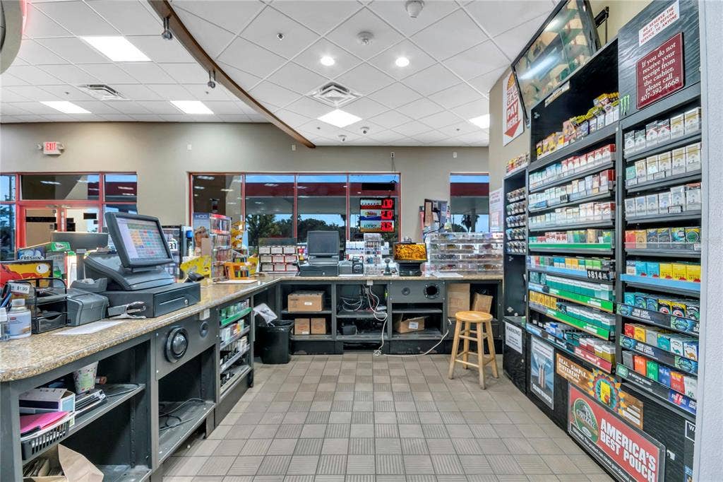 5600 BUTLER NATIONAL DRIVE, Orlando, FL 32812 5600 BUTLER NATIONAL DRIVE, Orlando, FL 32812