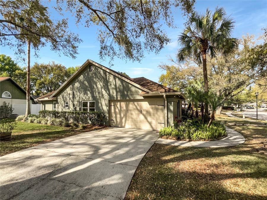 Property photo for 5206 IVES COURT, Tampa, FL