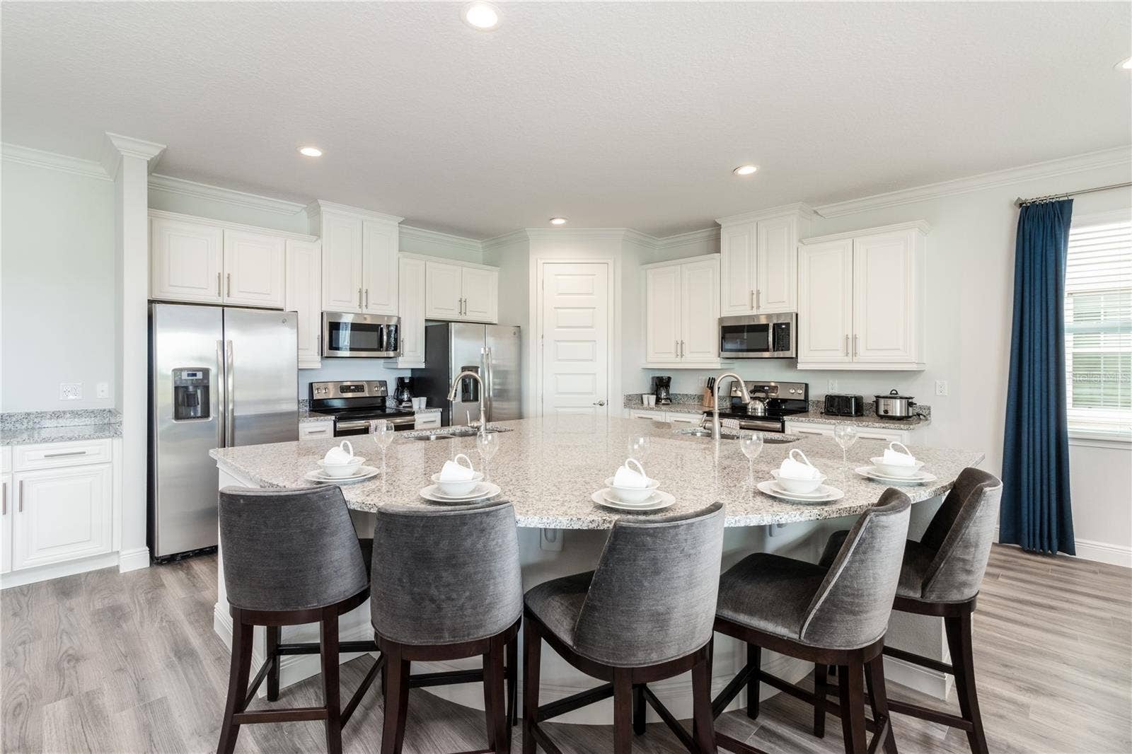 1136 CASTLE PINES COURT, Reunion, FL 34747 1136 CASTLE PINES COURT, Reunion, FL 34747
