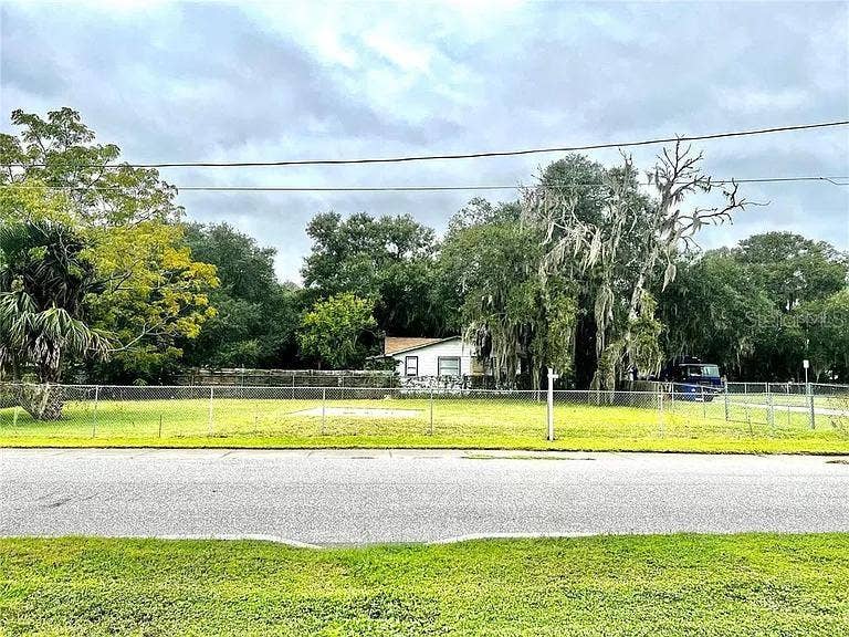 Property photo for W RUBY STREET, Tavares, FL