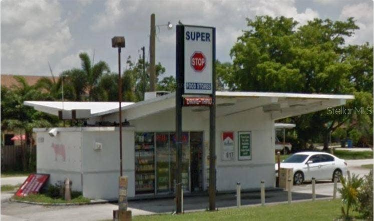 Property photo for 4420 NE 1ST TERRACE, Oakland Park, FL