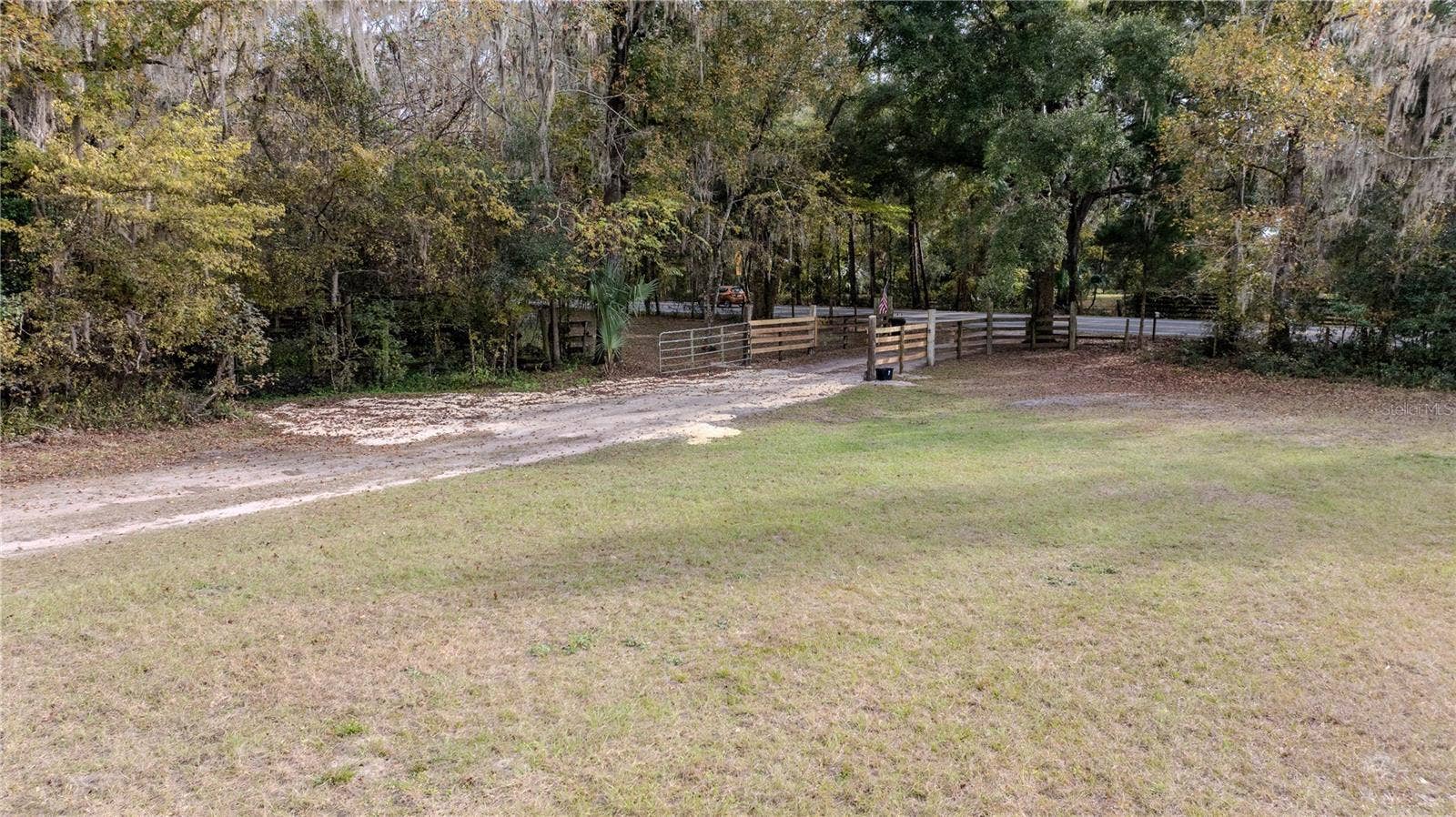 4068 SW 62ND AVENUE, Gainesville, FL 32608 4068 SW 62ND AVENUE, Gainesville, FL 32608