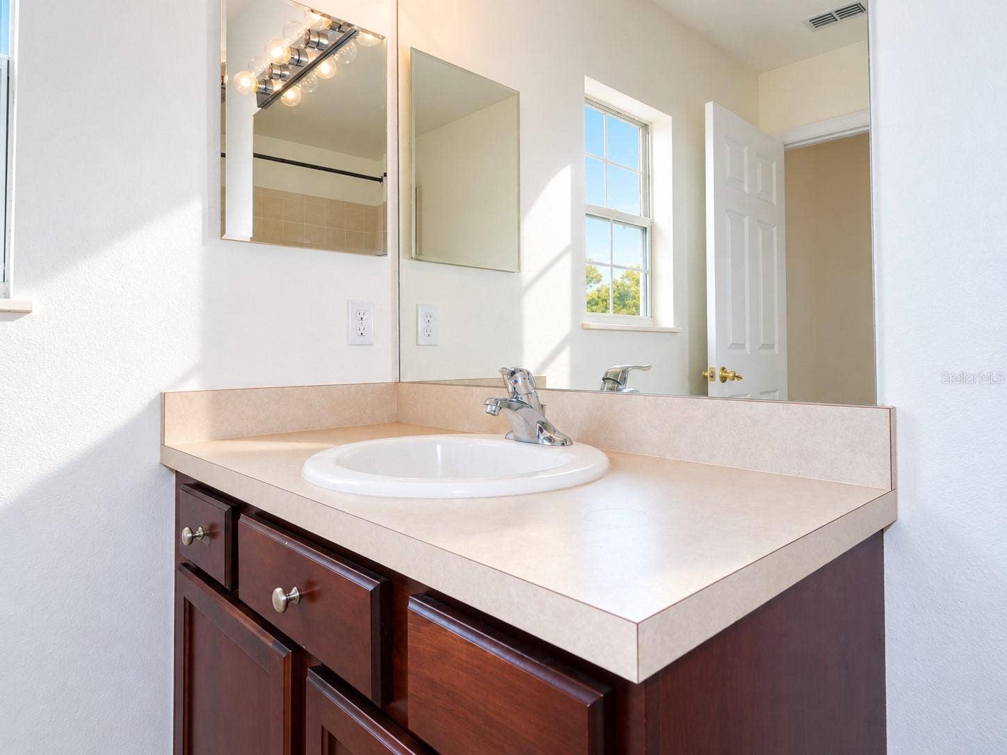 11410 RAPALLO LANE, Windermere, FL 34786 11410 RAPALLO LANE, Windermere, FL 34786