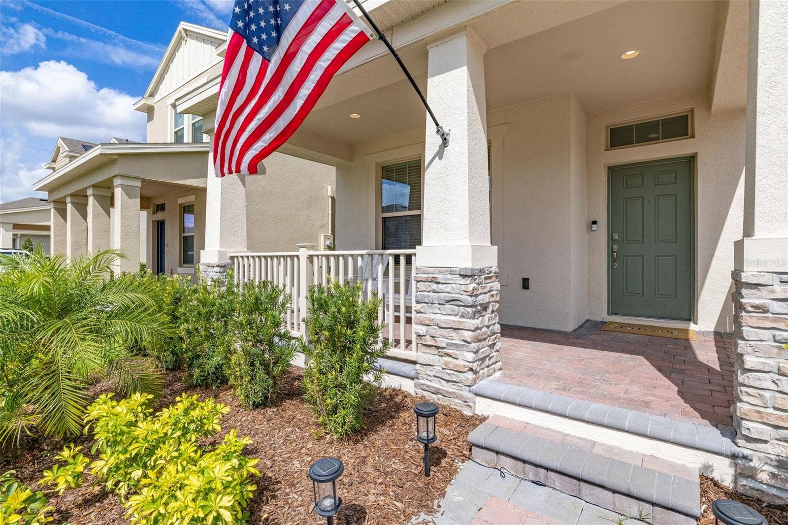 18339 OLIVER TWIST WAY, Winter Garden, FL 34787 pavered outdoor space