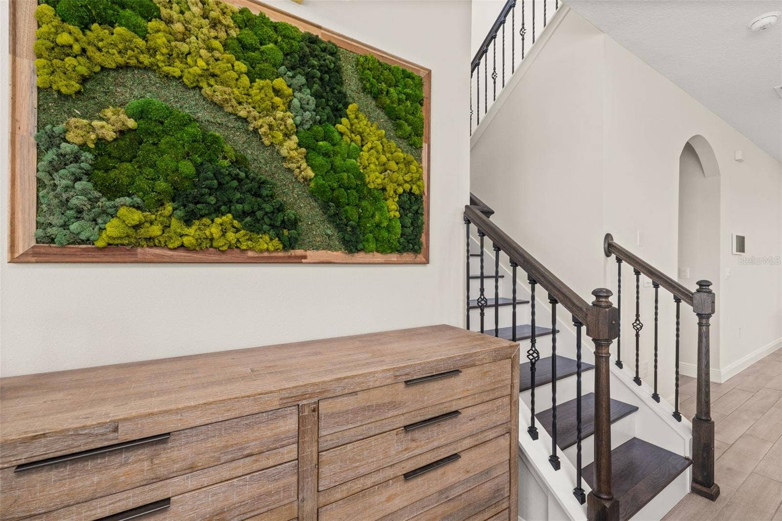 18339 OLIVER TWIST WAY, Winter Garden, FL 34787 spindal stairs