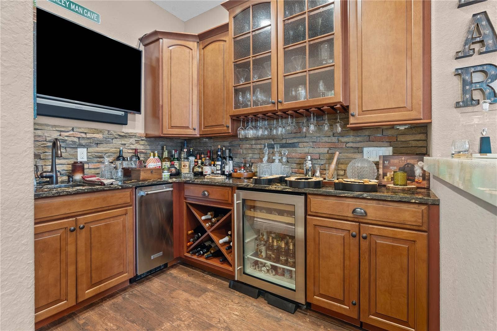11002 LAKE BUTLER BOULEVARD, Windermere, FL 34786 11002 LAKE BUTLER BOULEVARD, Windermere, FL 34786