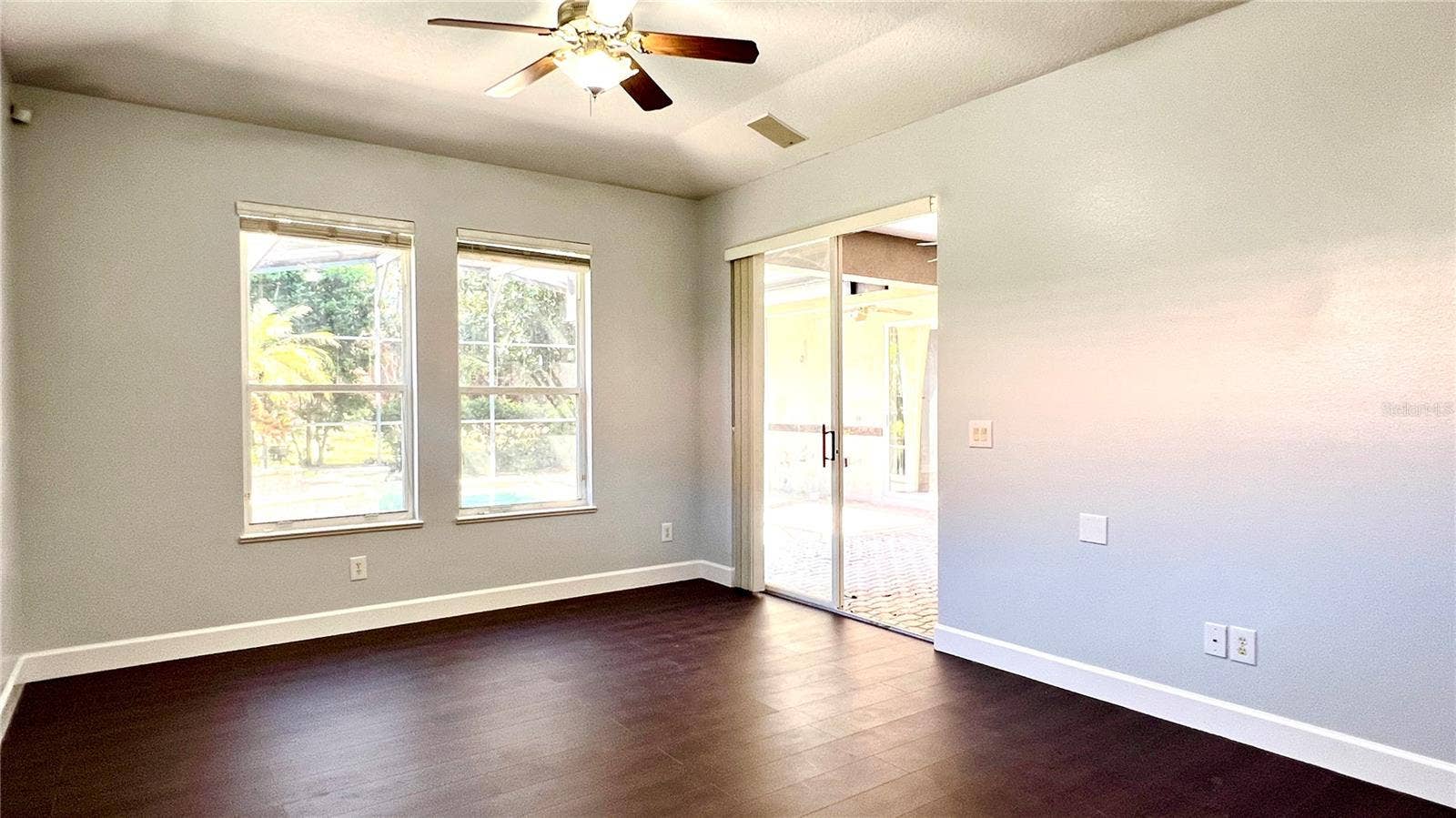 8854 OAK LANDINGS COURT, Orlando, FL 32836 8854 OAK LANDINGS COURT, Orlando, FL 32836