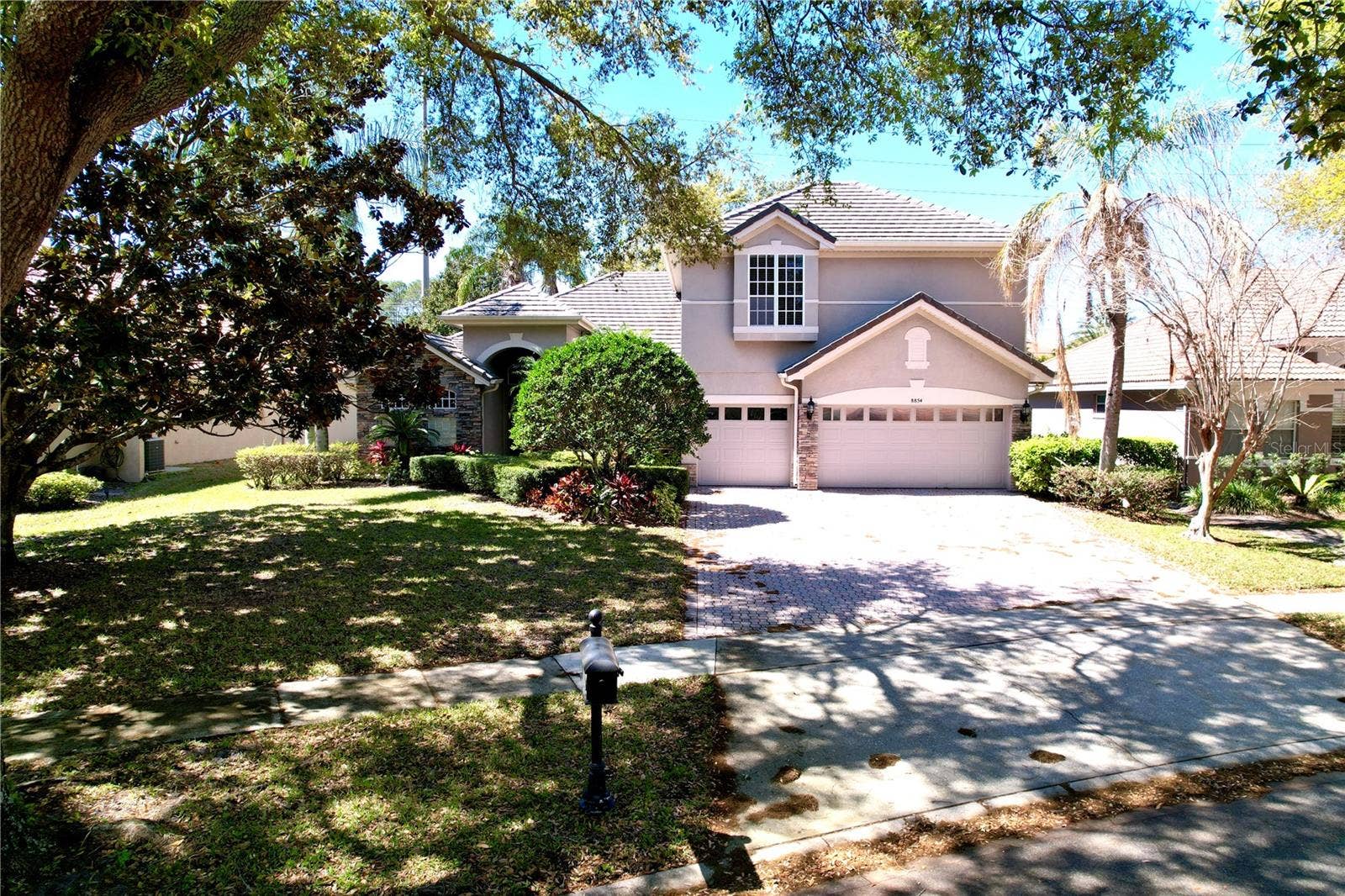 8854 OAK LANDINGS COURT, Orlando, FL 32836 8854 OAK LANDINGS COURT, Orlando, FL 32836